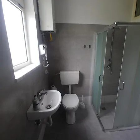 Green Garden Guesthouse Shkodër Extérieur photo